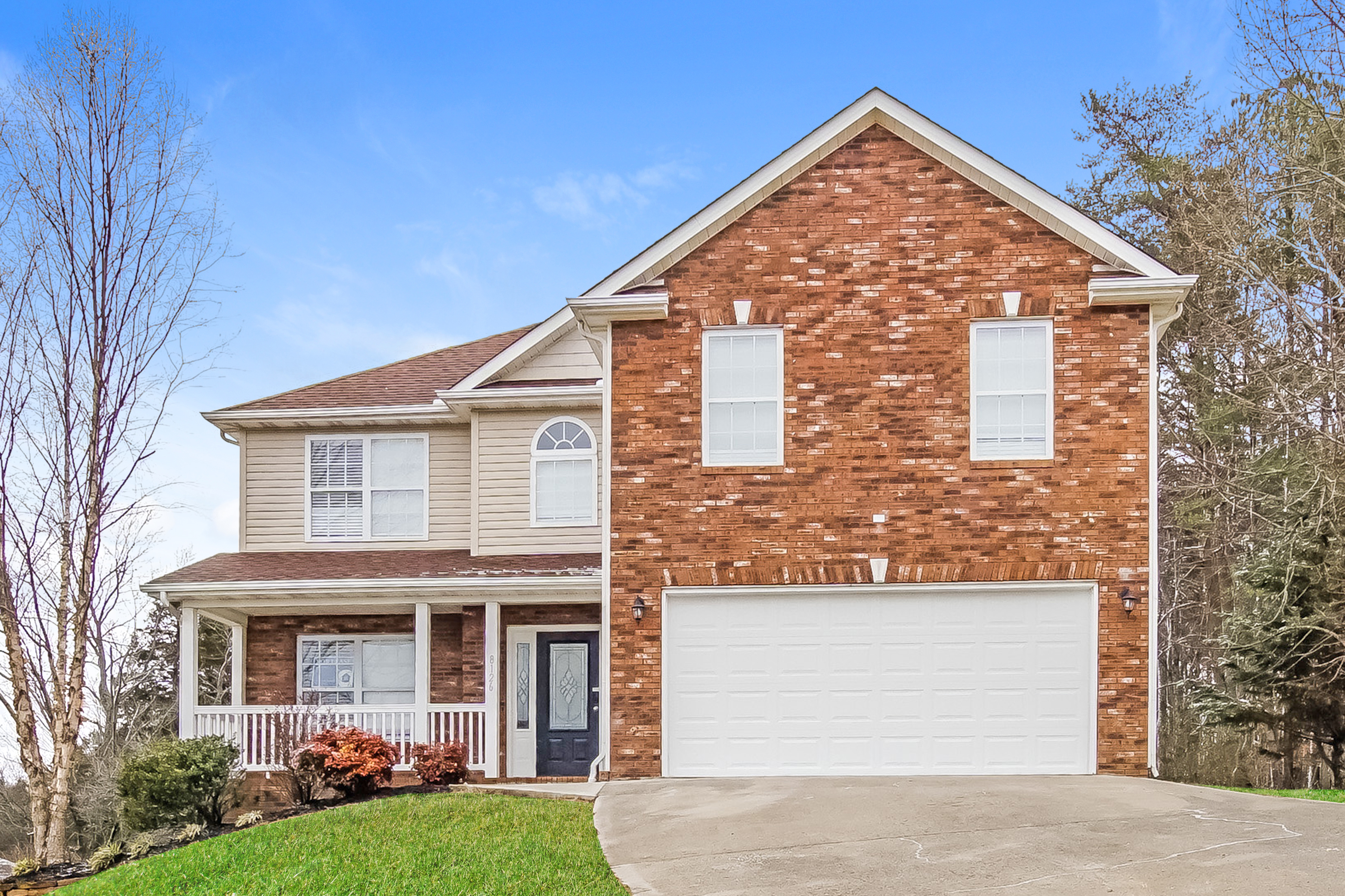 8126 CAMBRIDGE GABLES LN KNOXVILLE, TN 37938